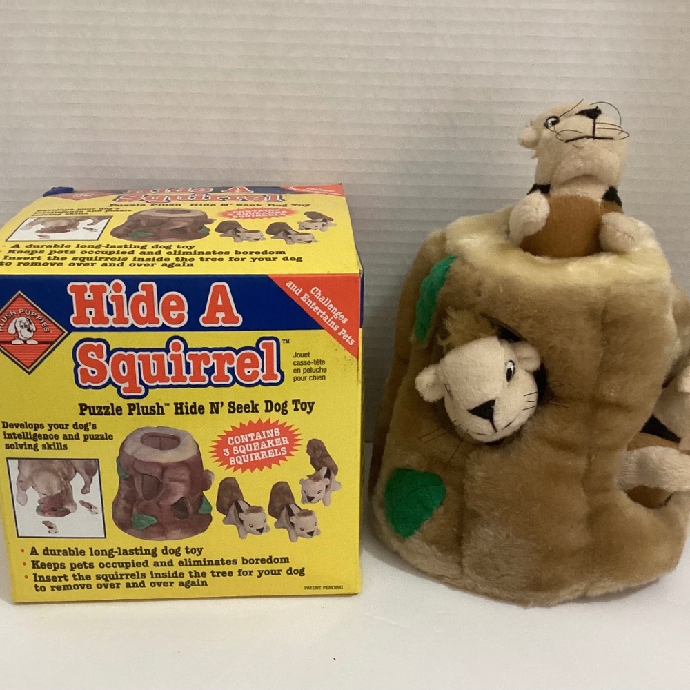 NIB Hide a Squirrel Puzzle Hide & Seek Toy - Kyjen Plush Puppies - Large